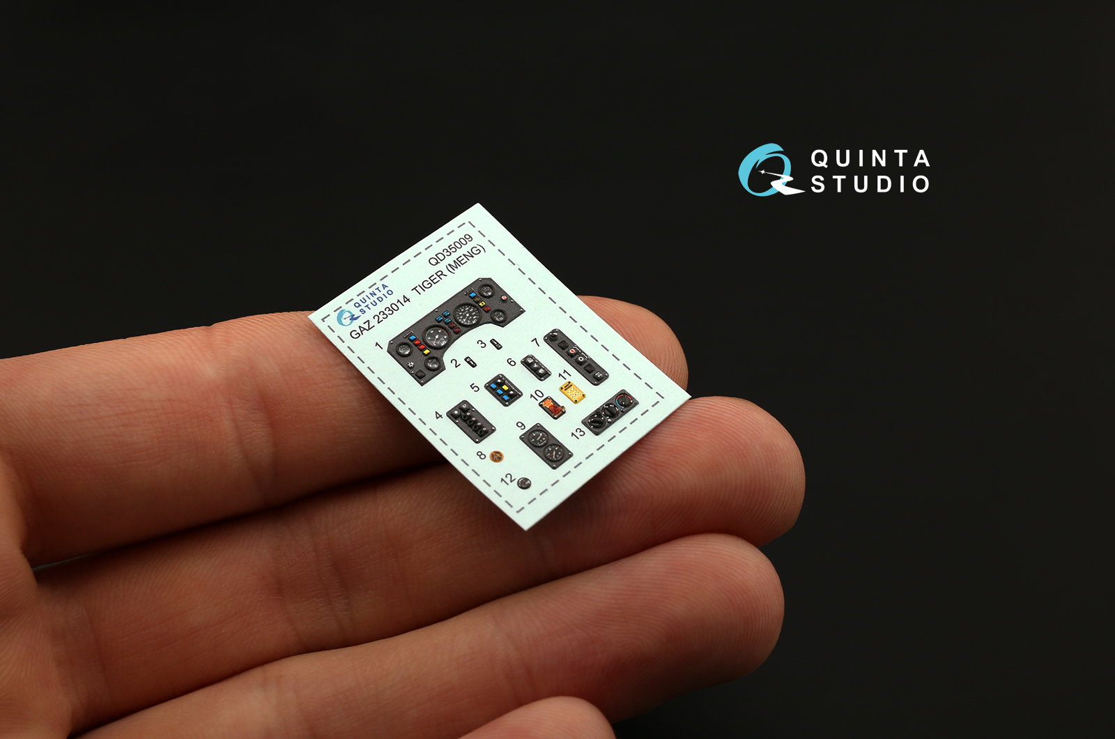 QD35009 1/35 3D Декаль интерьера кабины для семейства ГАЗ Тигр ( для модели Meng)