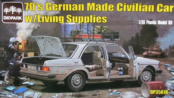 DP35018 German Made Civilian Car w/Living Supplies Diopark