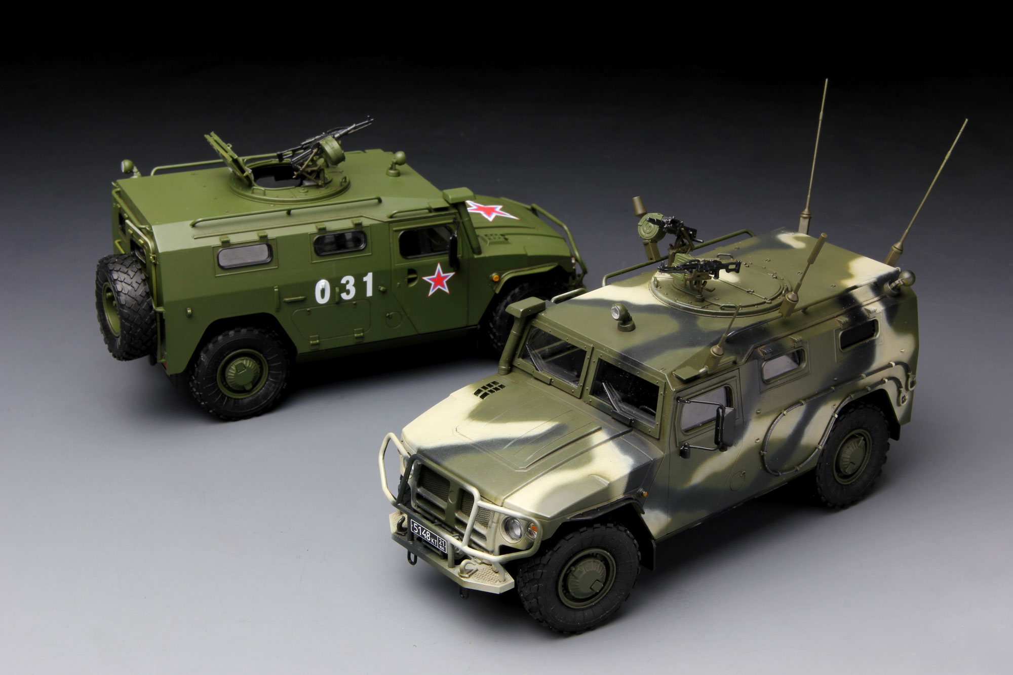 VS-003 Russian Armored High-Mobility STS Tiger Meng