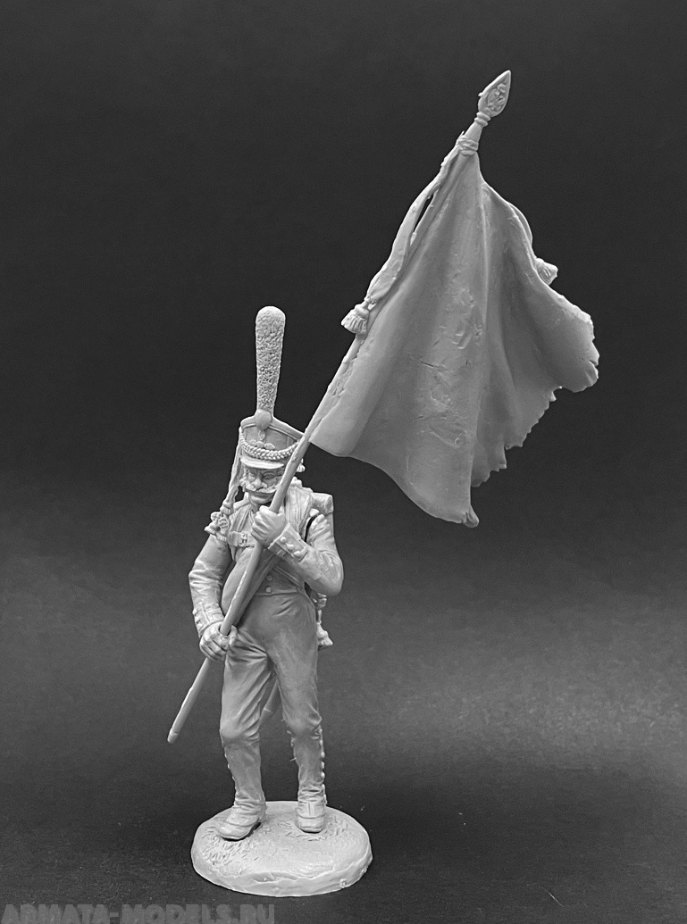 CHM-54259(M) Подпрапорщик-знаменосец гренадерских полков, Россия 1812-14 гг. белый металл. Chronos Miniatures