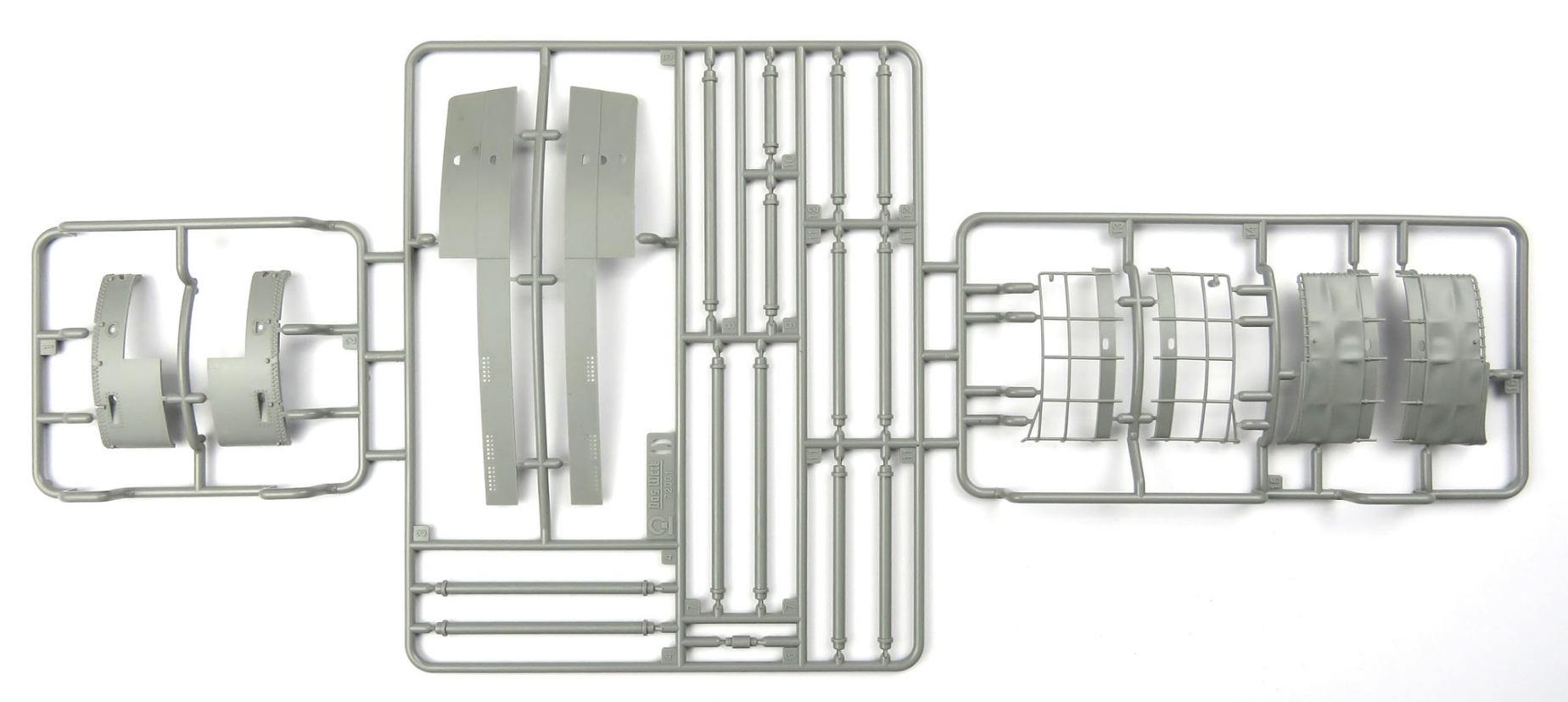 DW72001 Немецкая подводная лодка времен ВМВ 1/72 S.M. U-Boot 9 Das Werk