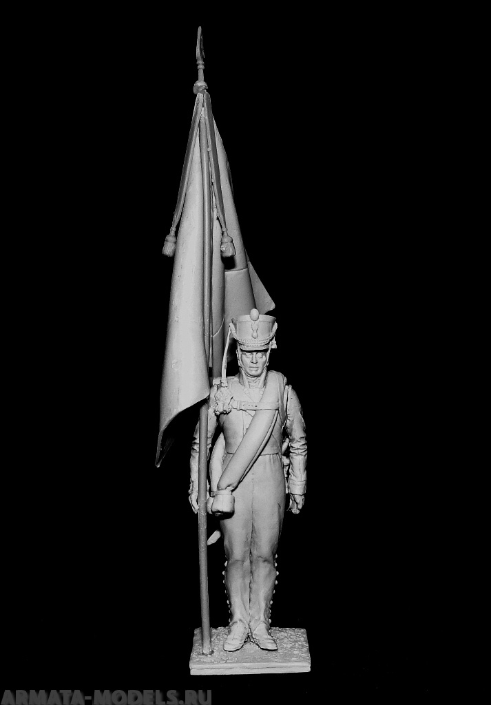 CHM-54154(M). Русский знаменосец пехотных полков, 1812-14 гг. 54 мм. Материал –  белый металл. Chronos Miniatures