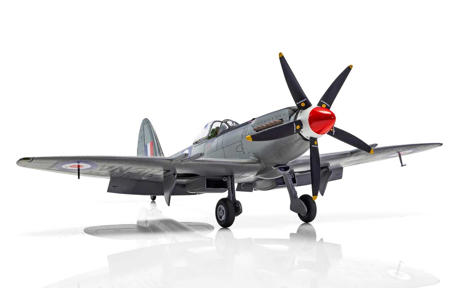 A06101A Самолет Supermarine Spitfire Mk22/24 Airfix