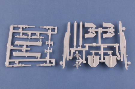 81808  Самолет F-86 Sabre Hobby Boss